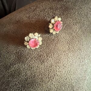 ANTIQUE ESTATE CLIP BACK EARRINGS ROSE ZIRCON AND RHINESTONES.